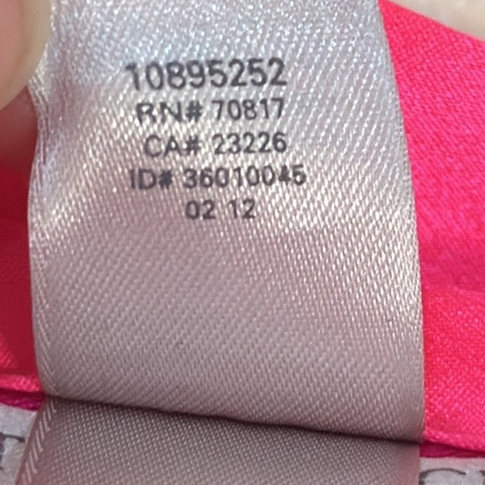 VICTORIA’S SECRET Hot Pink Robe With Pockets - Picture 9 of 12